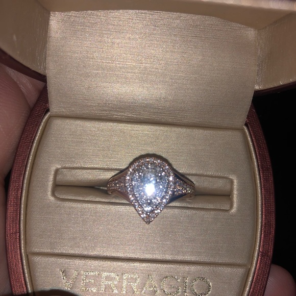 1CT diamond engagement ring white & rose gold - Picture 2 of 10